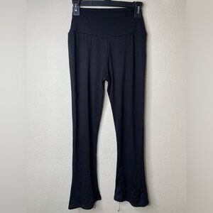 Wide leg, V waist cut and open cut on ankle, one size